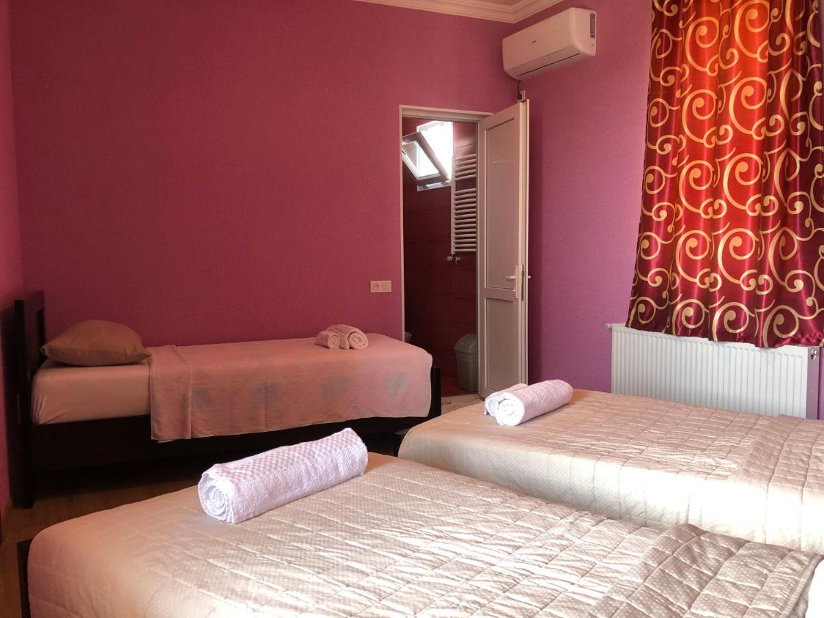 Doors Hotell Kutaisi Eksteriør bilde