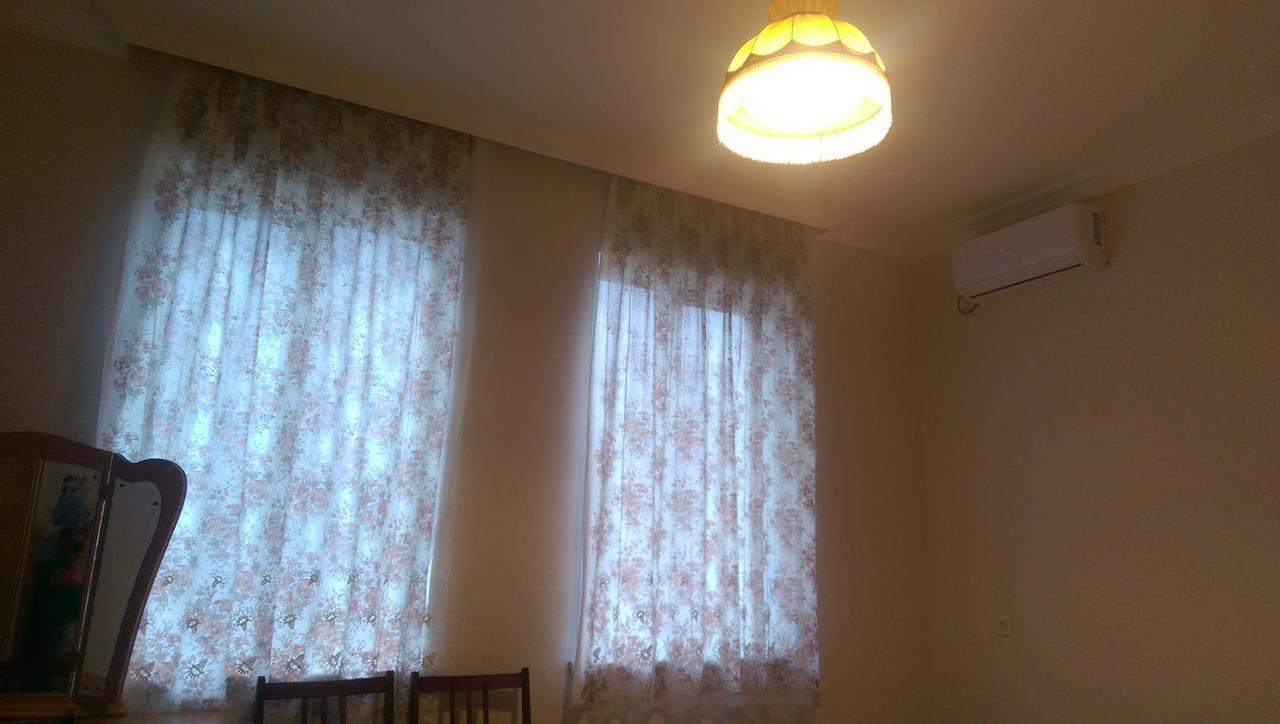 Doors Hotell Kutaisi Eksteriør bilde