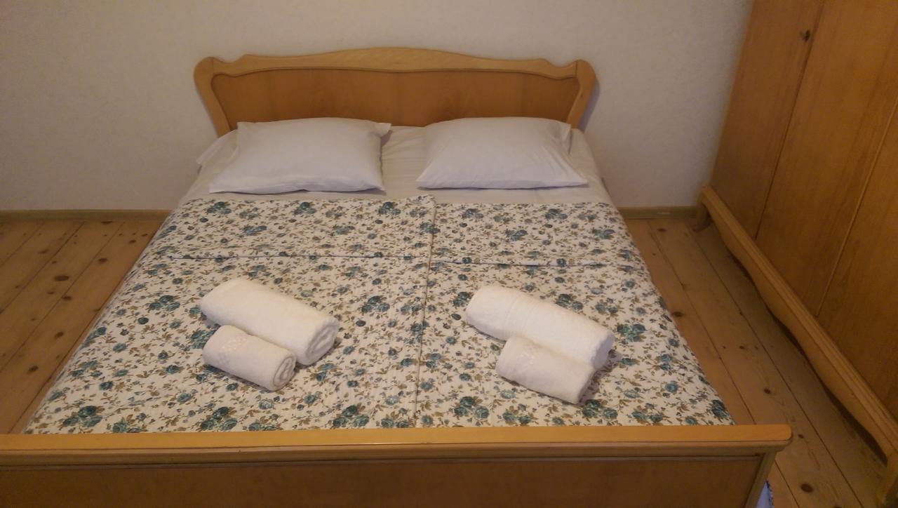 Doors Hotell Kutaisi Eksteriør bilde