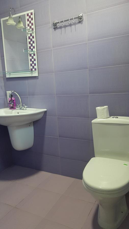 Doors Hotell Kutaisi Eksteriør bilde