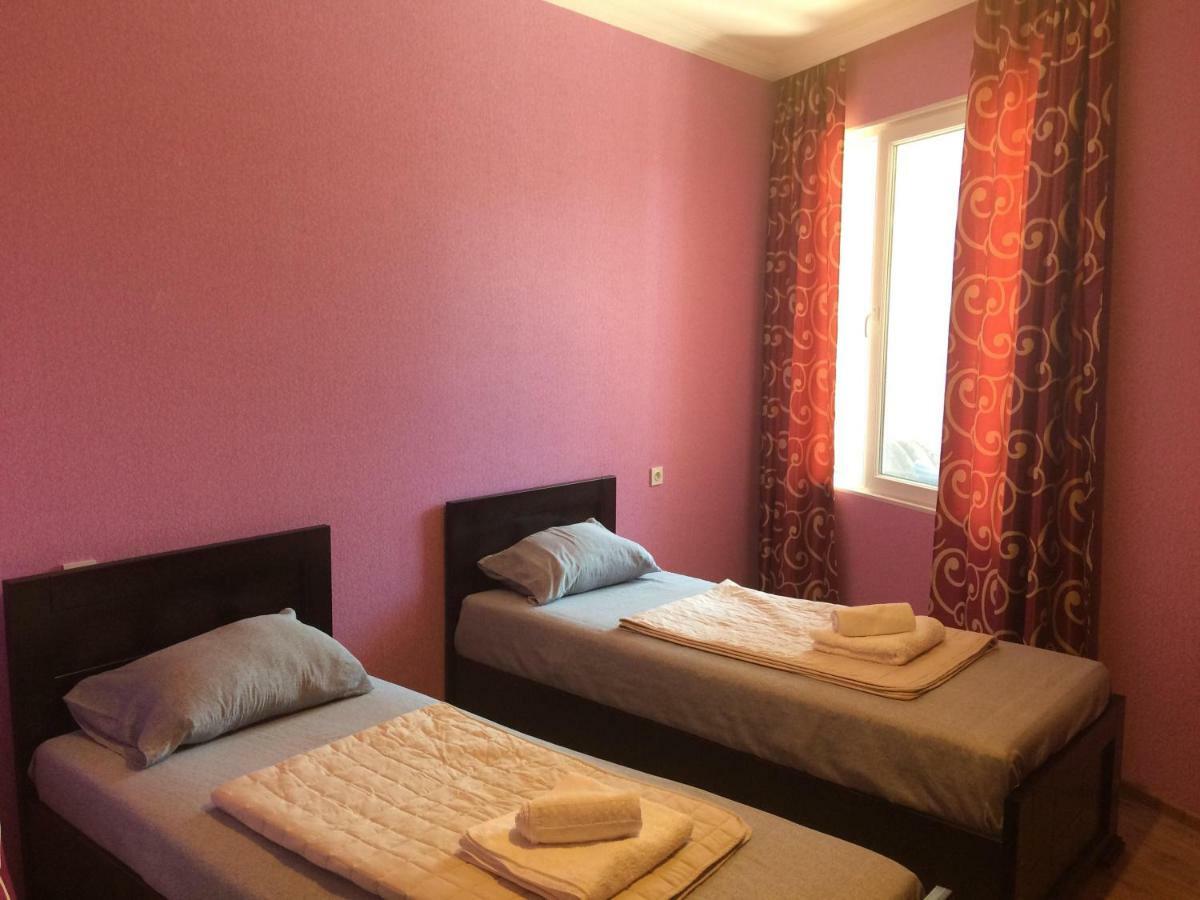 Doors Hotell Kutaisi Eksteriør bilde